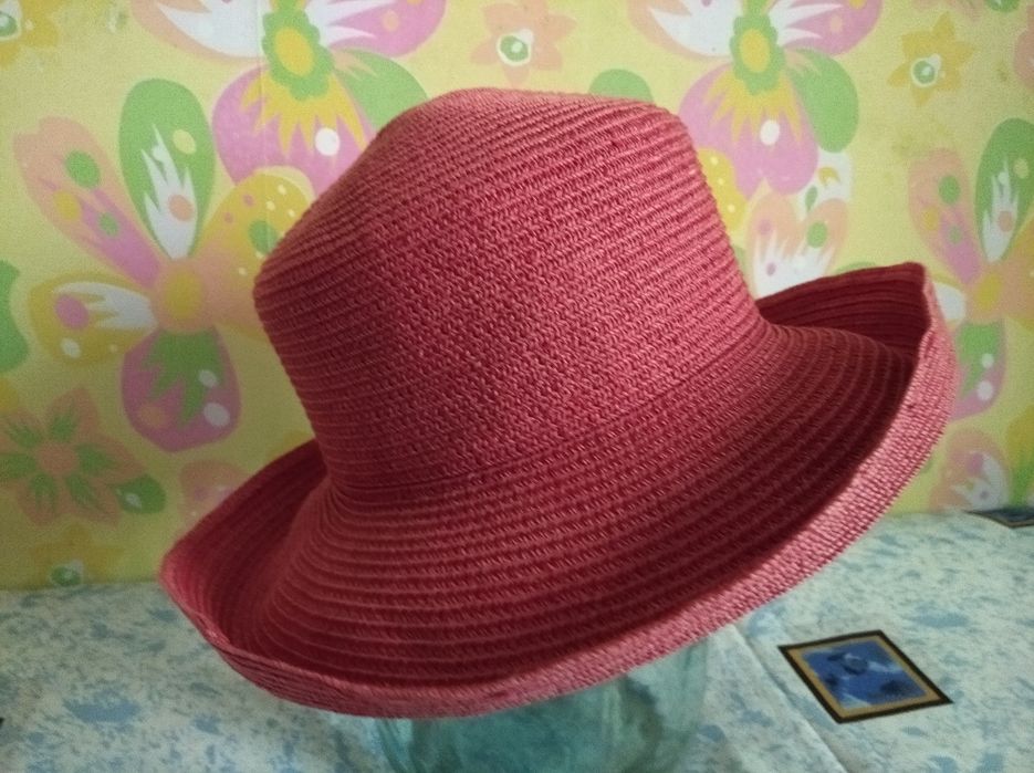 Женские шляпки,мужская шляпа кожа