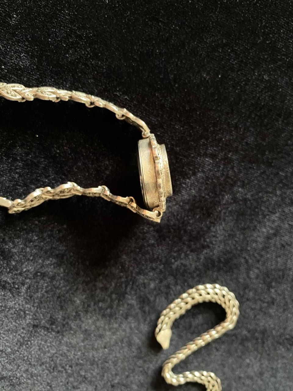 Винтажные серебряные женские часы. Японния