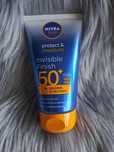 Nivea Sun Invisible Finish Nawilżający Balsam do opalania SPF50+