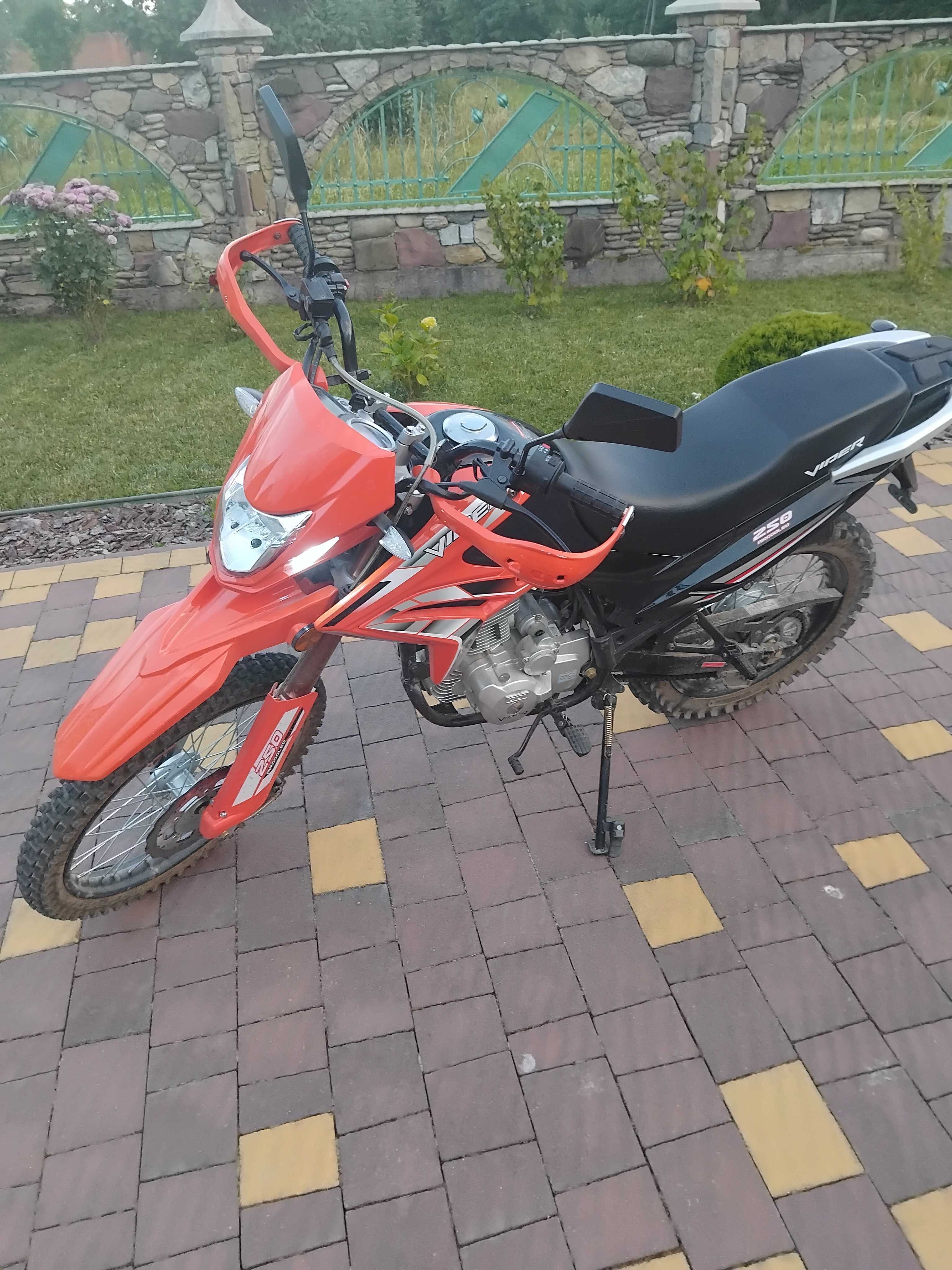 Вайпер в250л майже новий пробіш 400км