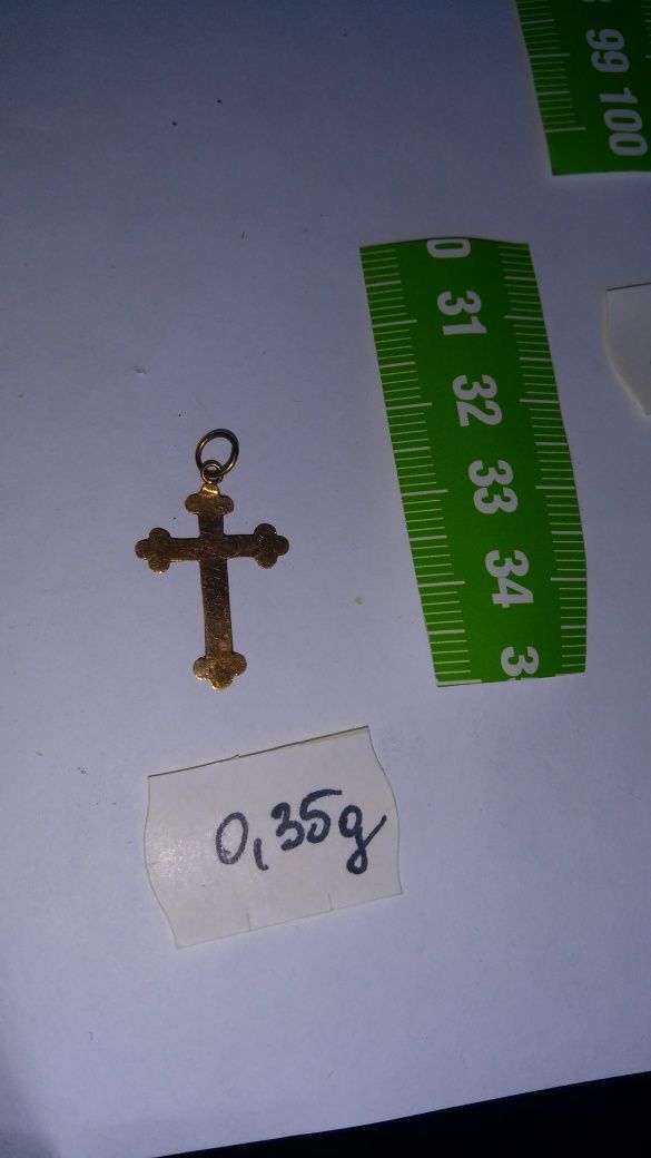 Krzyż złoty w cenie 350 zł