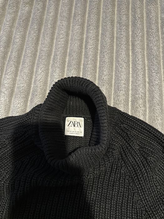 Свитер вязаный Zara
