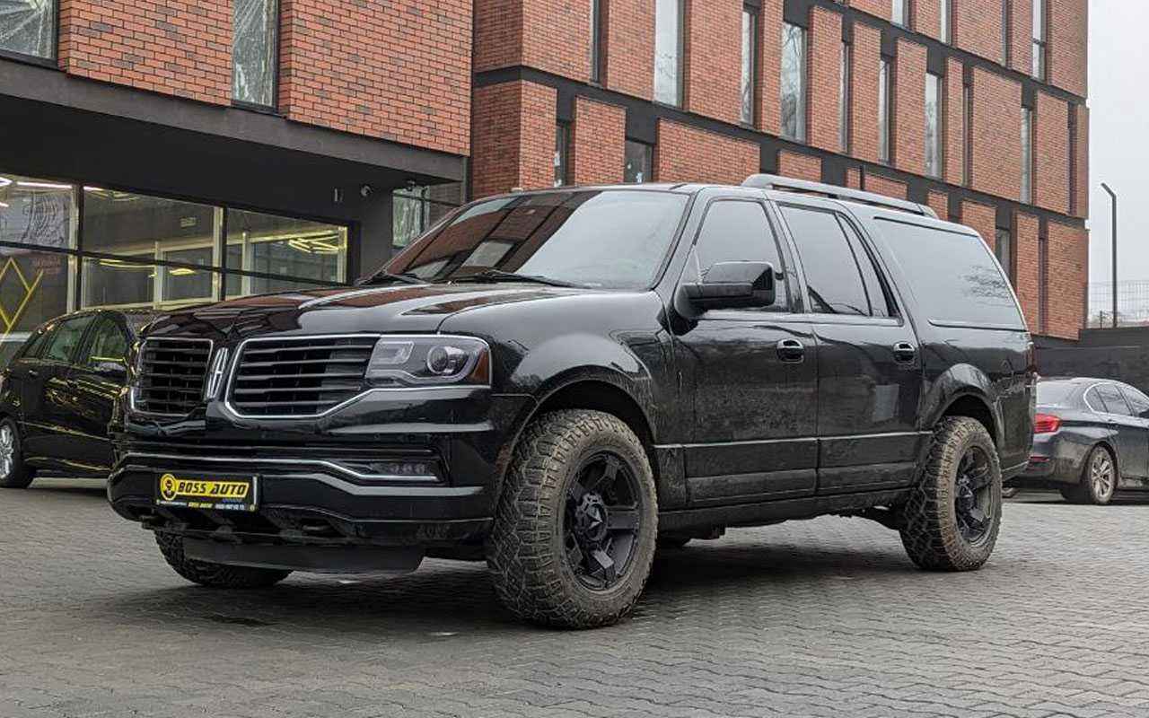 Lincoln Navigator 2016