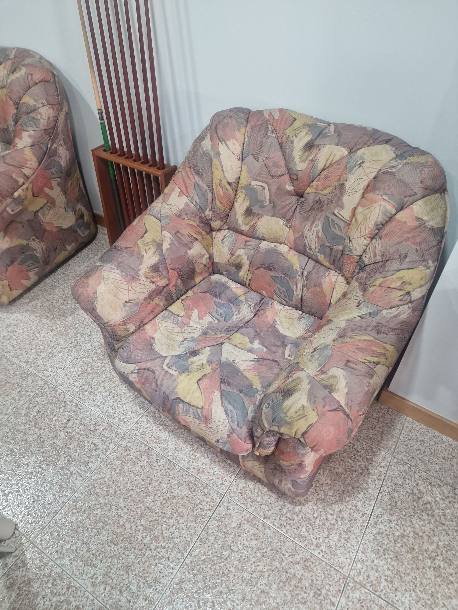 Sofá cama + 2 poltronas