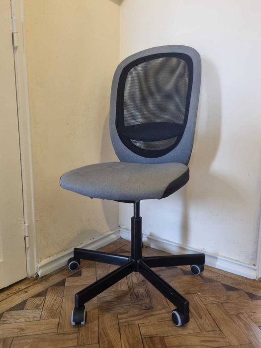Cadeira Escritório IKEA FLINTAN - Cinza