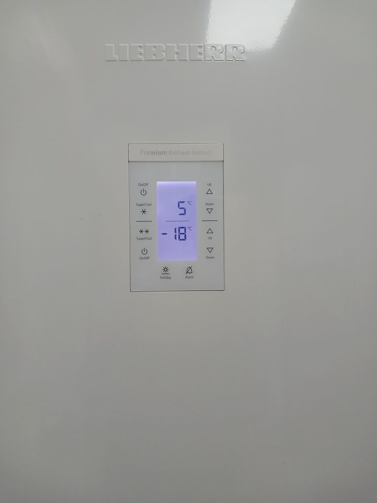 Холодильники Liebherr Premium BioFresh NoFrost