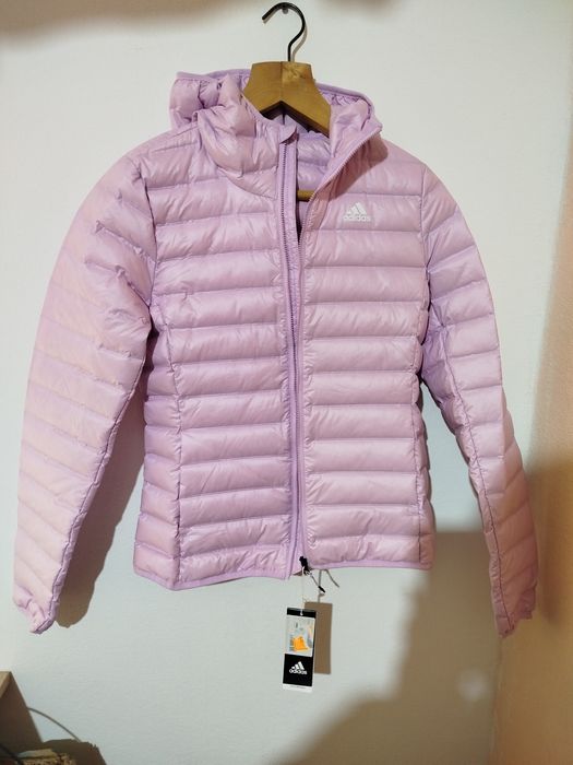 Жіноча пухова куртка Adidas розмір XS