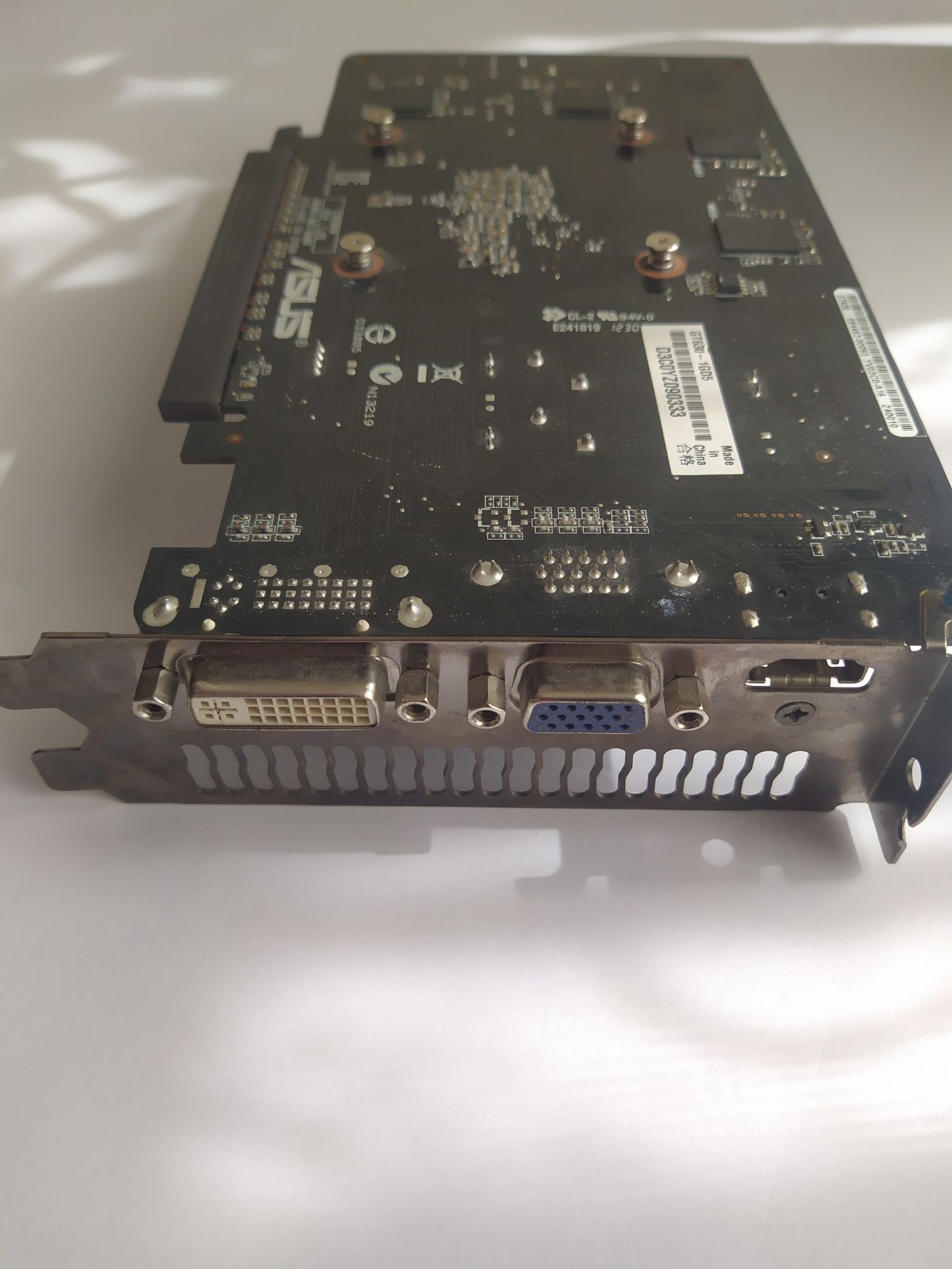 Відеокарта ASUS GT 630 1gb ddr5 + CD диск