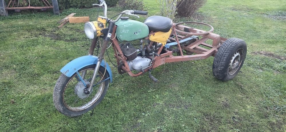 Trójkołowiec Wsk 125