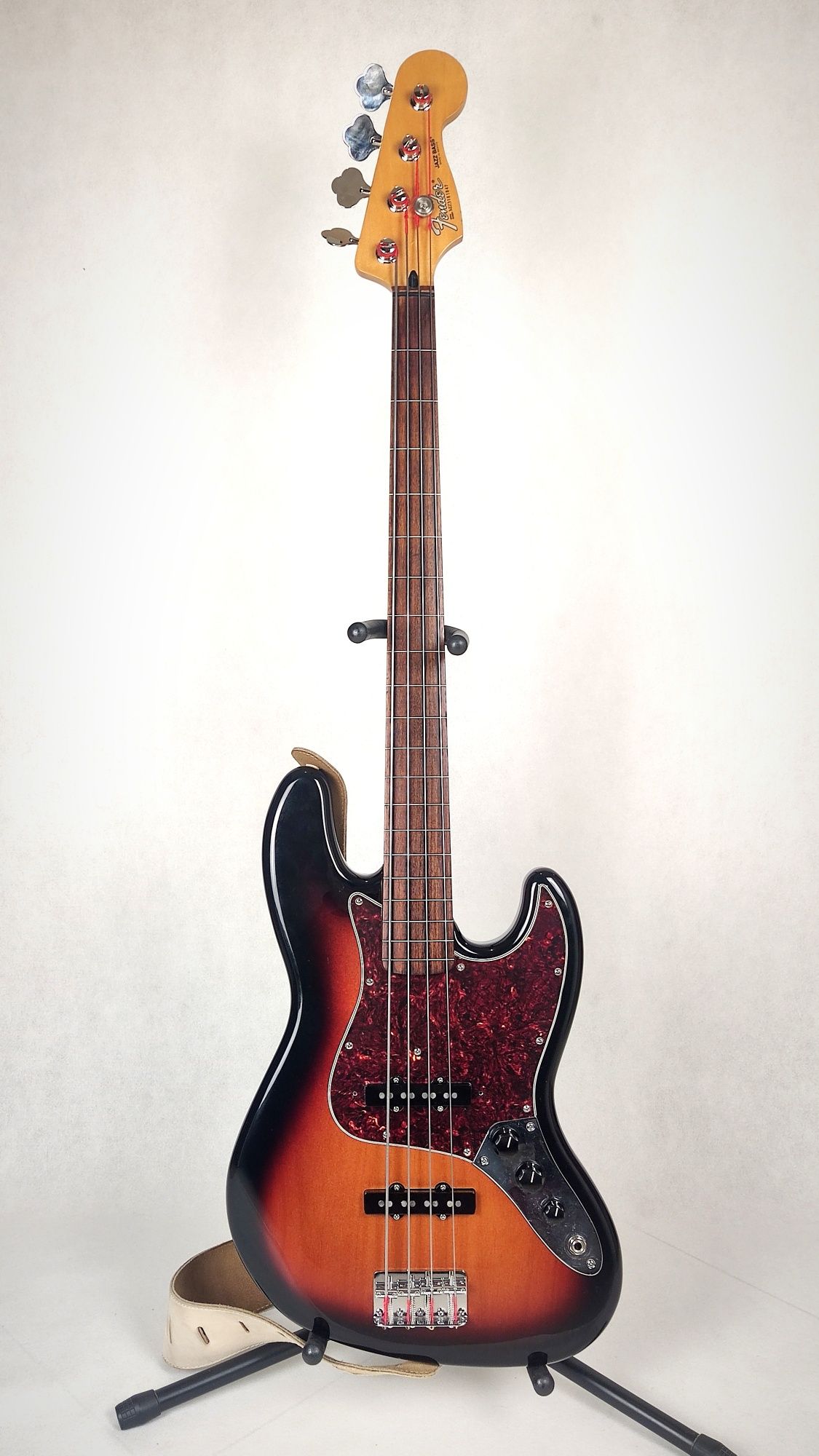 Gitara Fender standard jazz bass fretless MiM