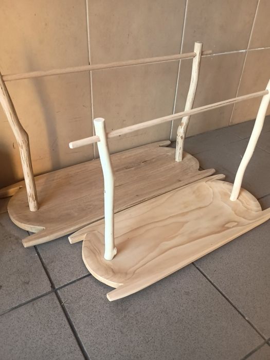 Stojak drewniany duży