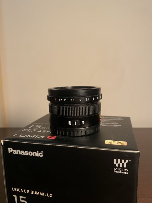 Обʼєктив lumix 15mm. F 1.7