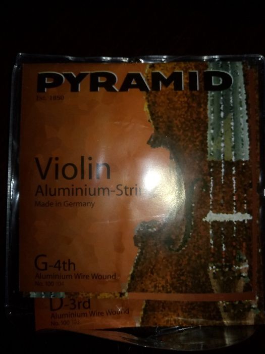 Struny do Skrzypiec 1/2 Piramid