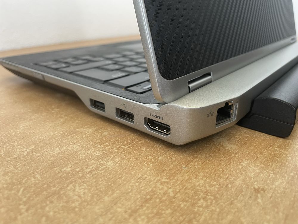 DELL Latitude E6230 - Portátil Profissional, Compacto e Rápido