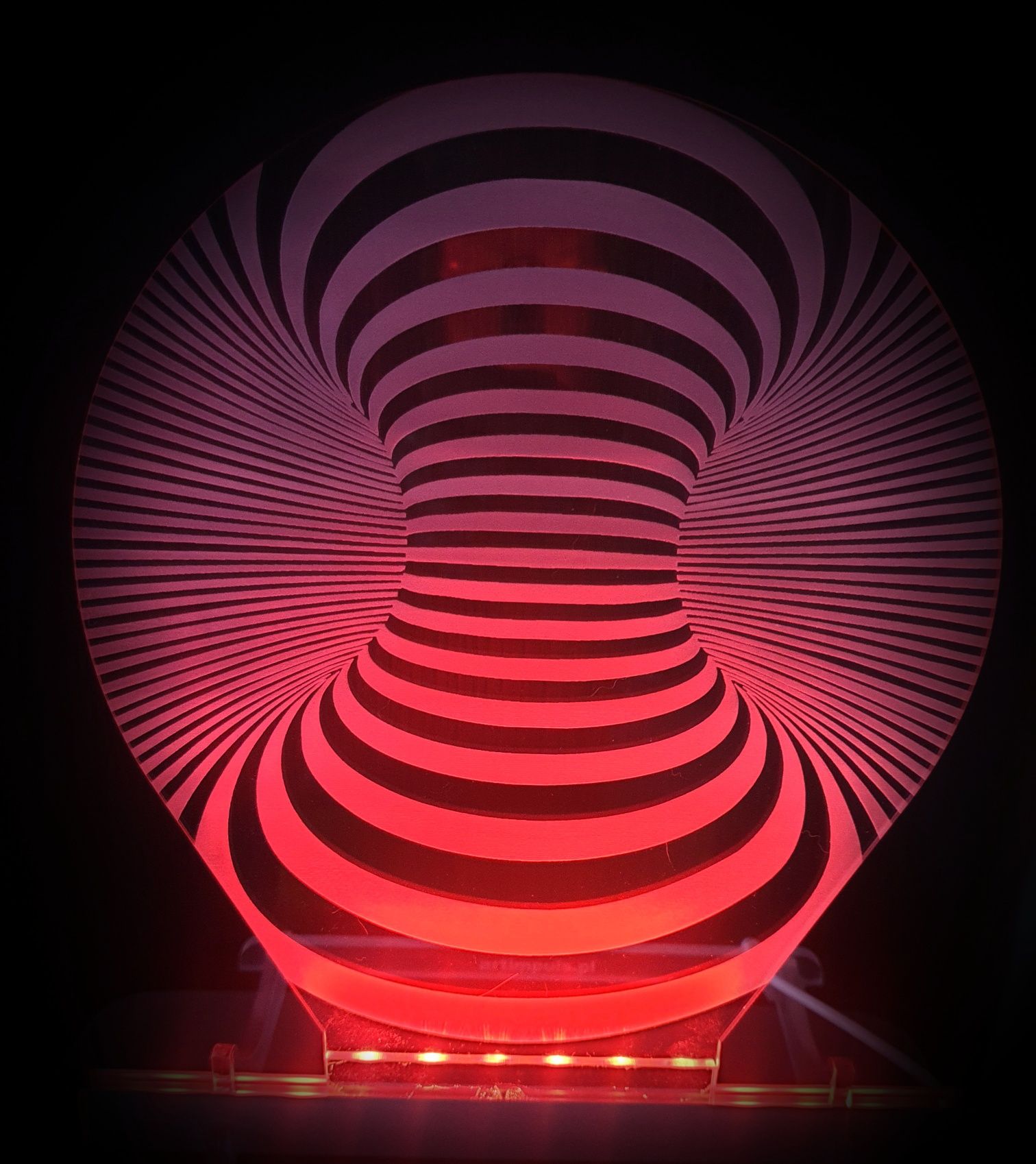 Designerska statuetka - tunel czasoprzestrzeni  3D RGB