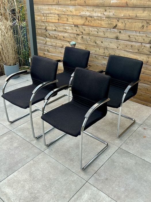4 Oryginalne Krzesła Thonet S79 czarne z chromem Mega Design Bauhaus