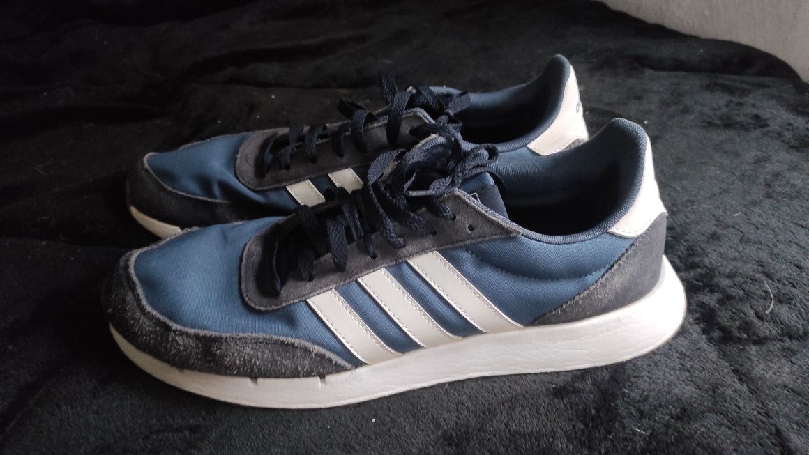 Sapatilhas adidas em perfeito estado !