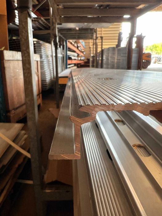 Profil ( panel ) aluminiowy podłogowy do autolawety, przyczep 2100 mm