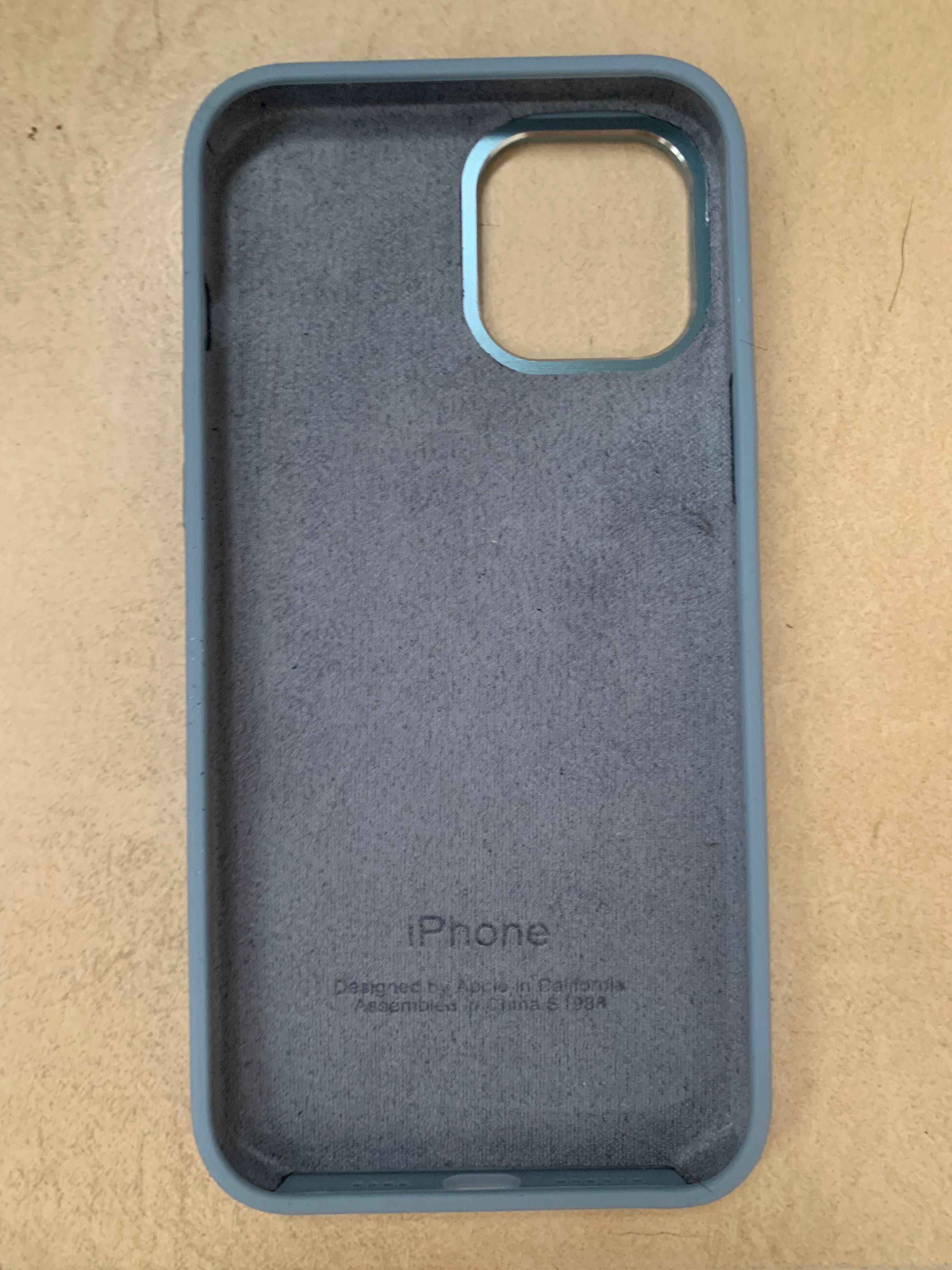 Чохол на IPhone 12 Pro Max новий