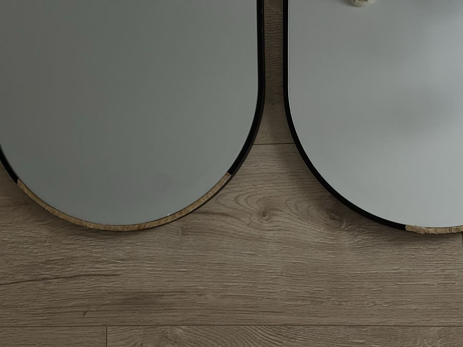 Lustra owalne w ramie