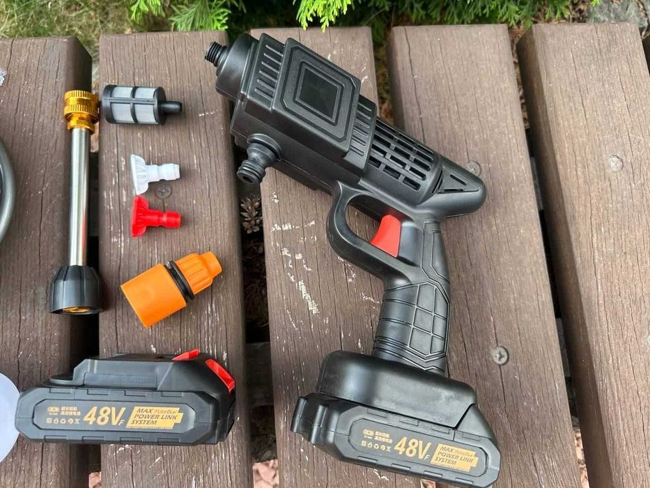 Мини мойка для машины аккумуляторная беспроводная высокого давления