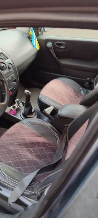 Продам Рено Меган 2