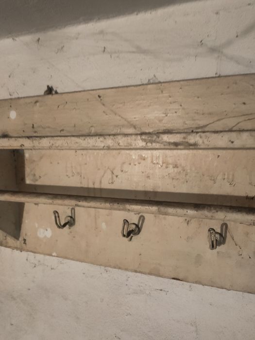 Półka stara kuchenna