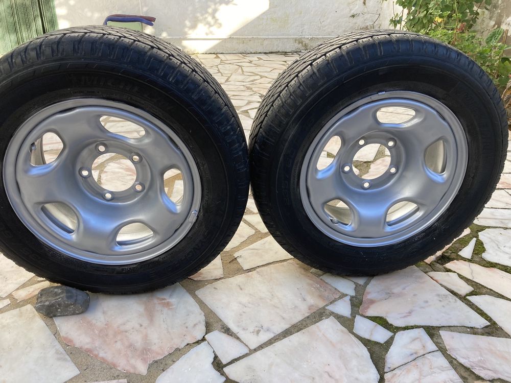 Jantes 16’ 235/60/16 + pneus Michelin