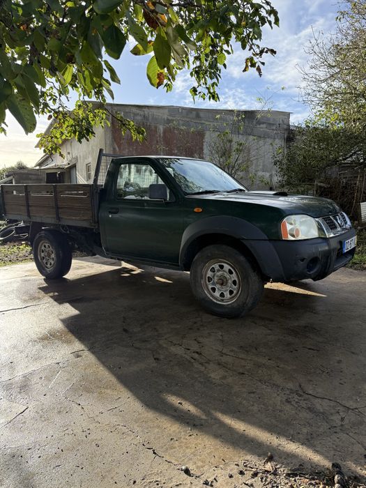Nissan D22 4x4 Pickup ( Com Avaria )