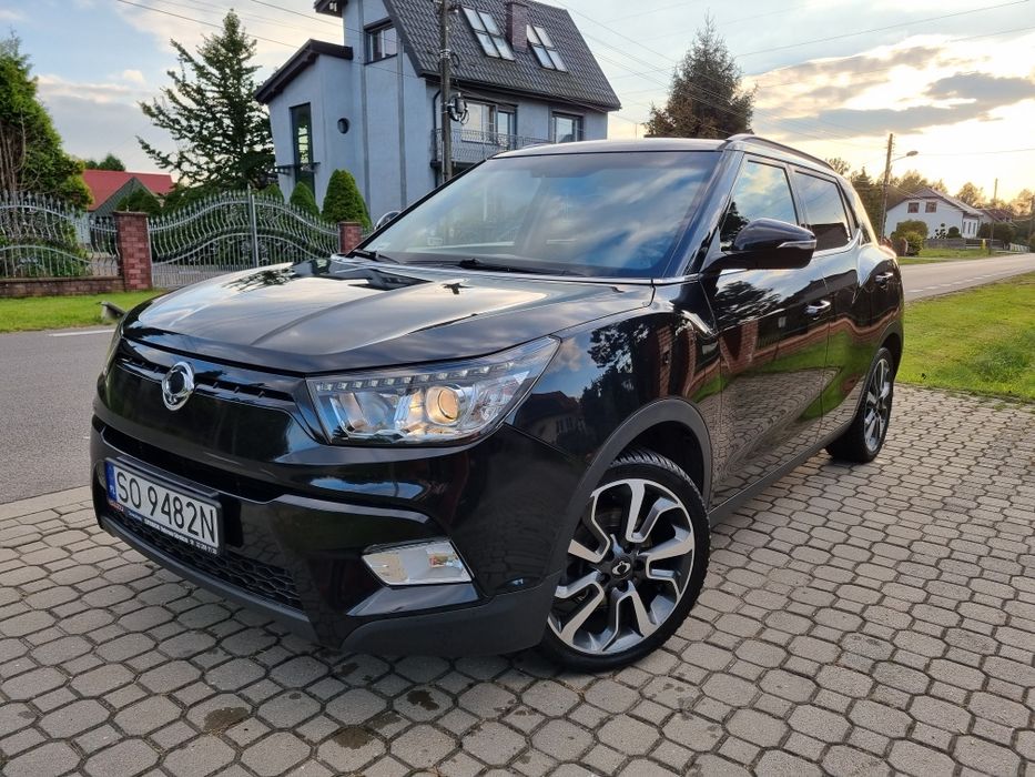 SsangYong Tivoli 1.6 benzyna 2016 salon PL 1wł Bogata wersja