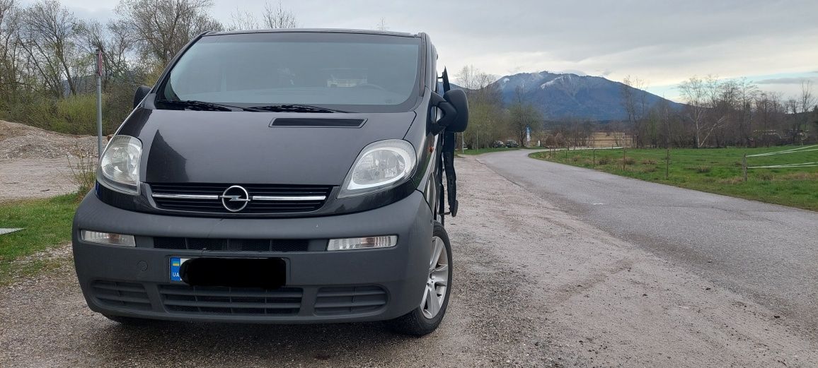 Продам Opel Vivaro 1.9 2005р