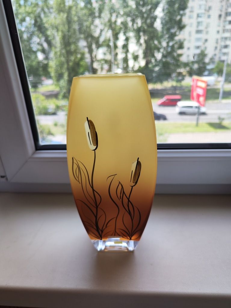 Чешская ваза Diamex красная Саурон.