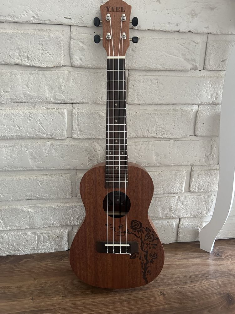 Ukulele sopranowe YAEL U22Y-ROSE róża