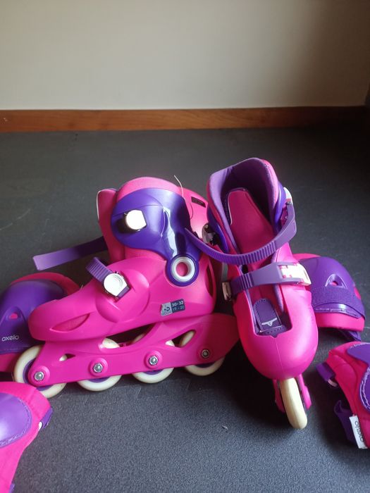 Patins em linha para criança, menina, com kit de proteção