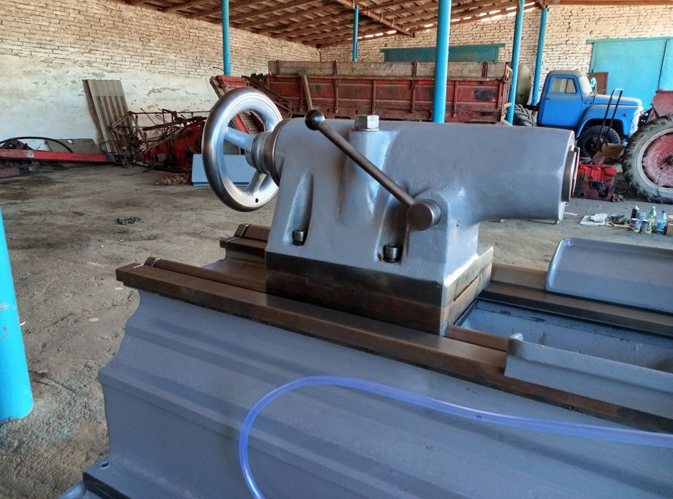 Продам токарний станок  s1-250/1500