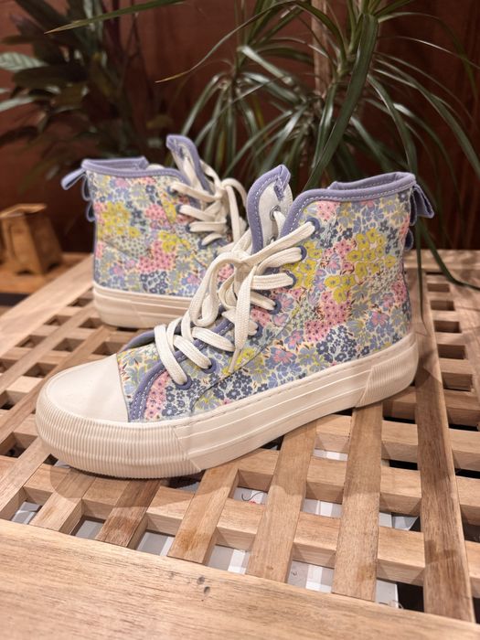 Sapatilha floridas