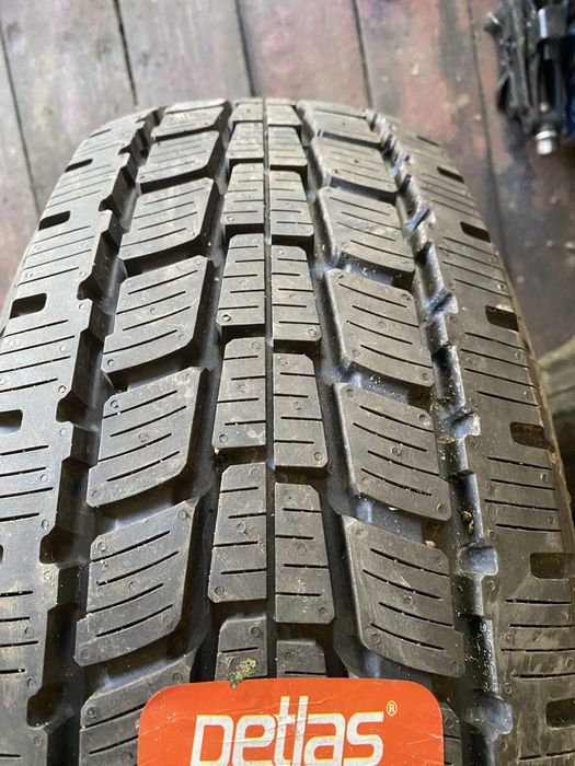 Petlas 215/65/R16C шини всесезонка