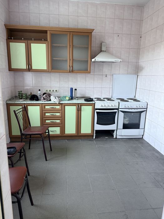 Здається в оренду склад з офісними та побутовими приміщеннями під виро