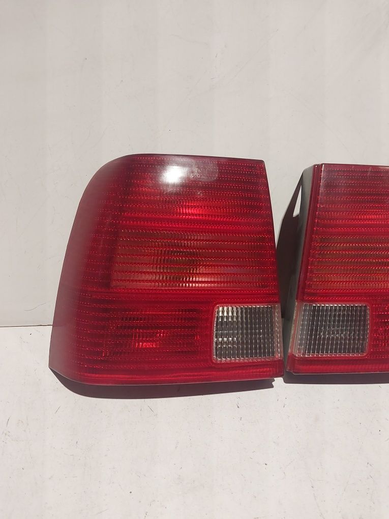 Vw Volkswagen passat b5 sedan prawa lewa tylna lampa lewy przedlift