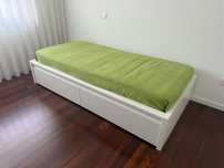 Cama Solteiro Malm com colchao IKEA