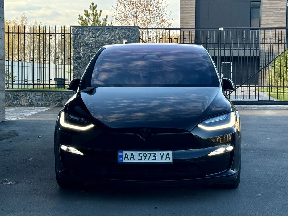 Продам Tesla model X