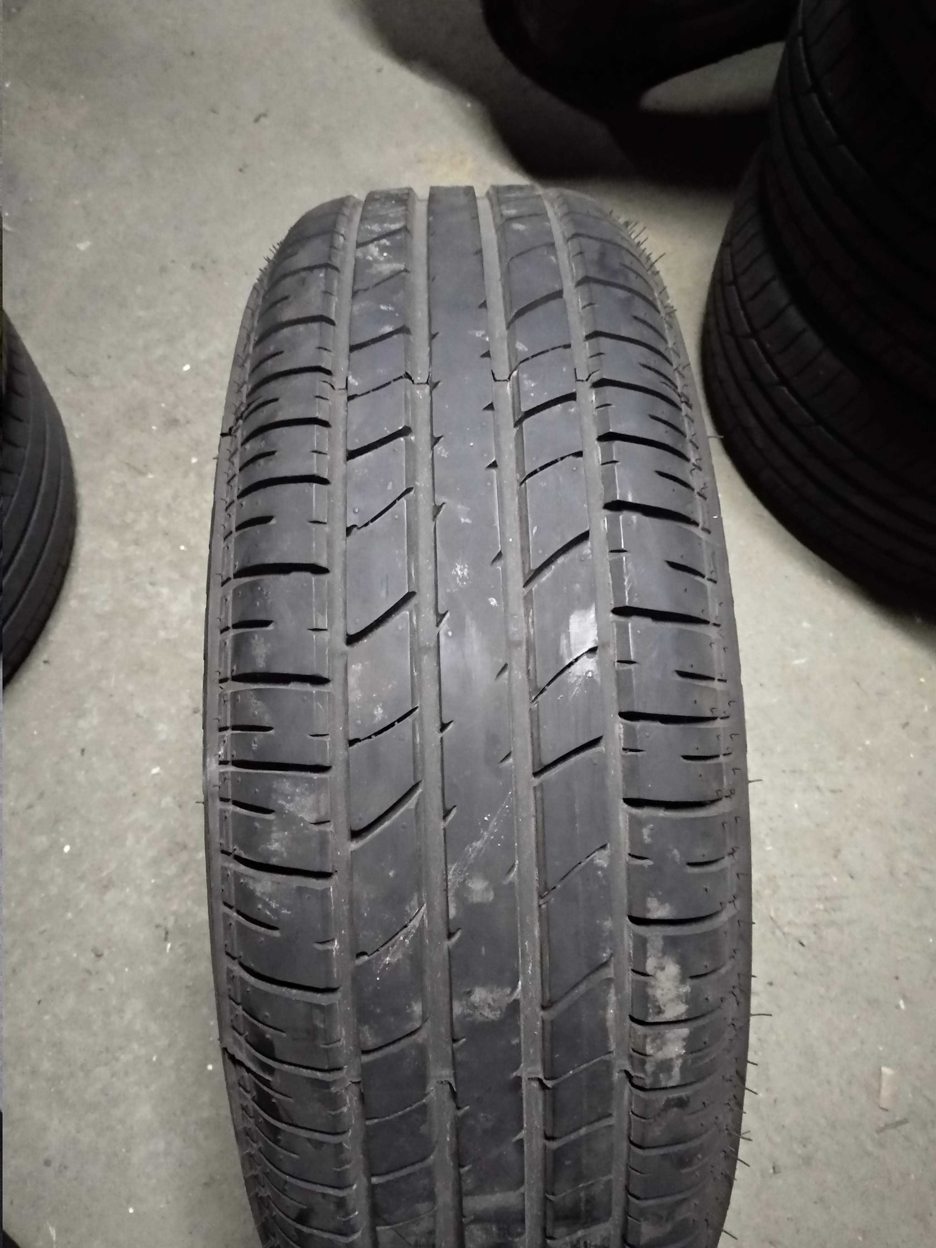 Bridgestone 195/60R16C ER30 Jak nowa 1szt. ER30C