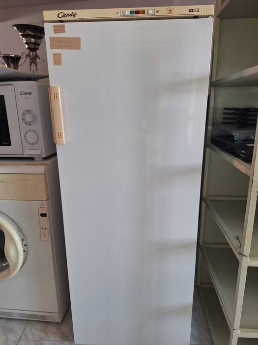 Arca congeladora vertical Candy