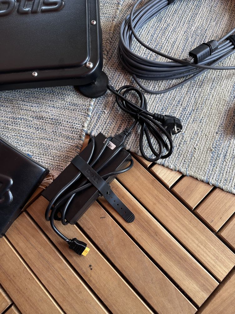 Starlink Adaptis ( strarlink для авто)
