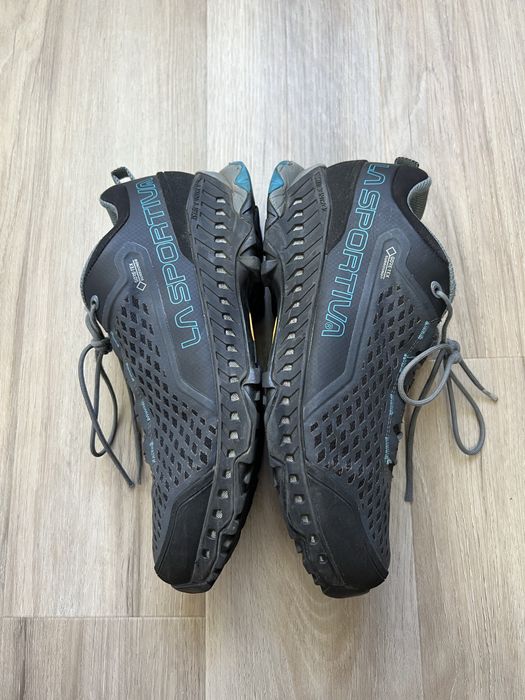 Salomon gore tex трекінгові кросівки оригінал розмір 42 устілка 26.5