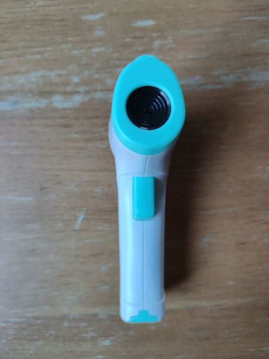 Termometr bezdotykowy na podczerwień innoGIO