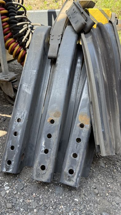 Zbiornik paliwa SCANIA 700l komplet z łapami