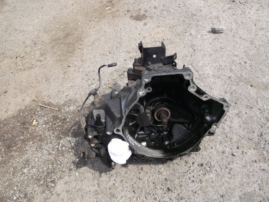 mazda PREMACY 00r 2.0 ditd skrzynia biegów w8