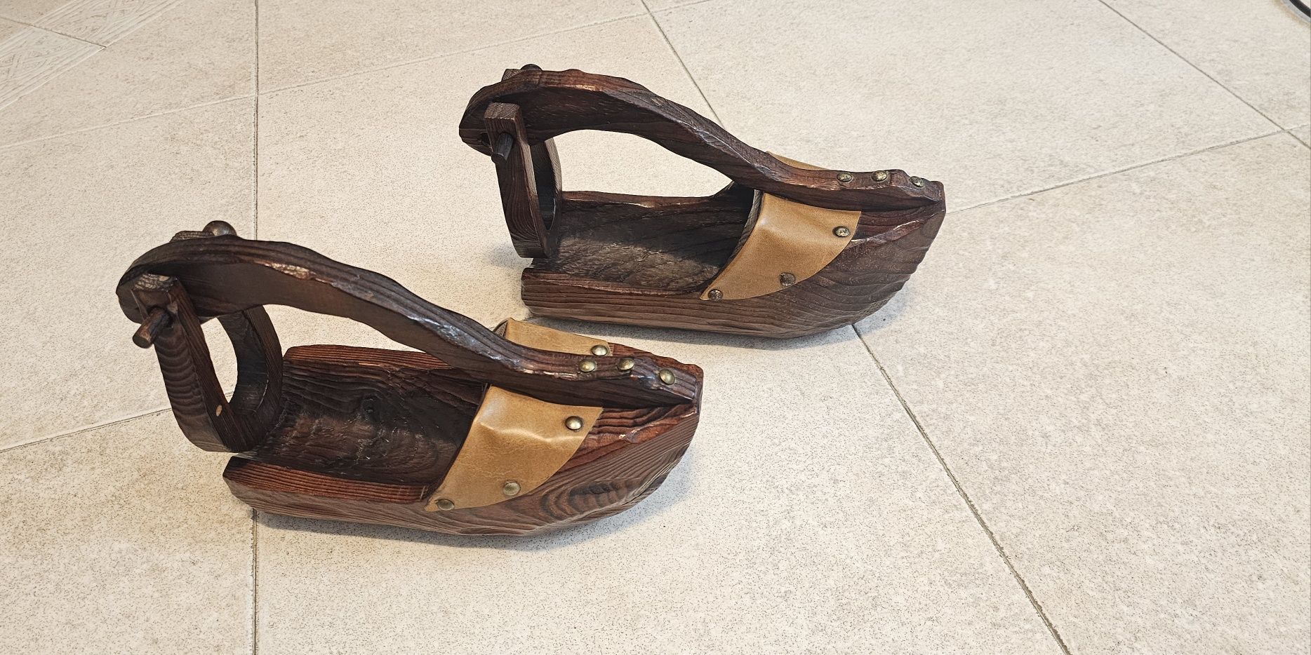 Dois Porta garrafas