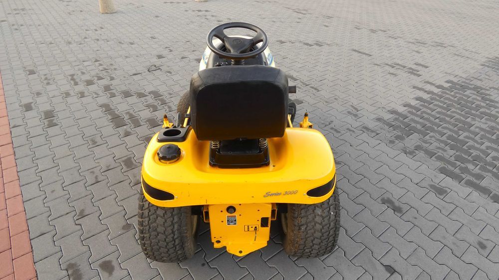 Traktorek kosiarka Cub Cadet 3205 Kawasaki 2 Cylindry (251101.4) Baras
